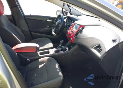 2018 Chevrolet Cruze Lt Auto z USA, uszkodzony, nr VIN 3G1BE6SM2JS558352